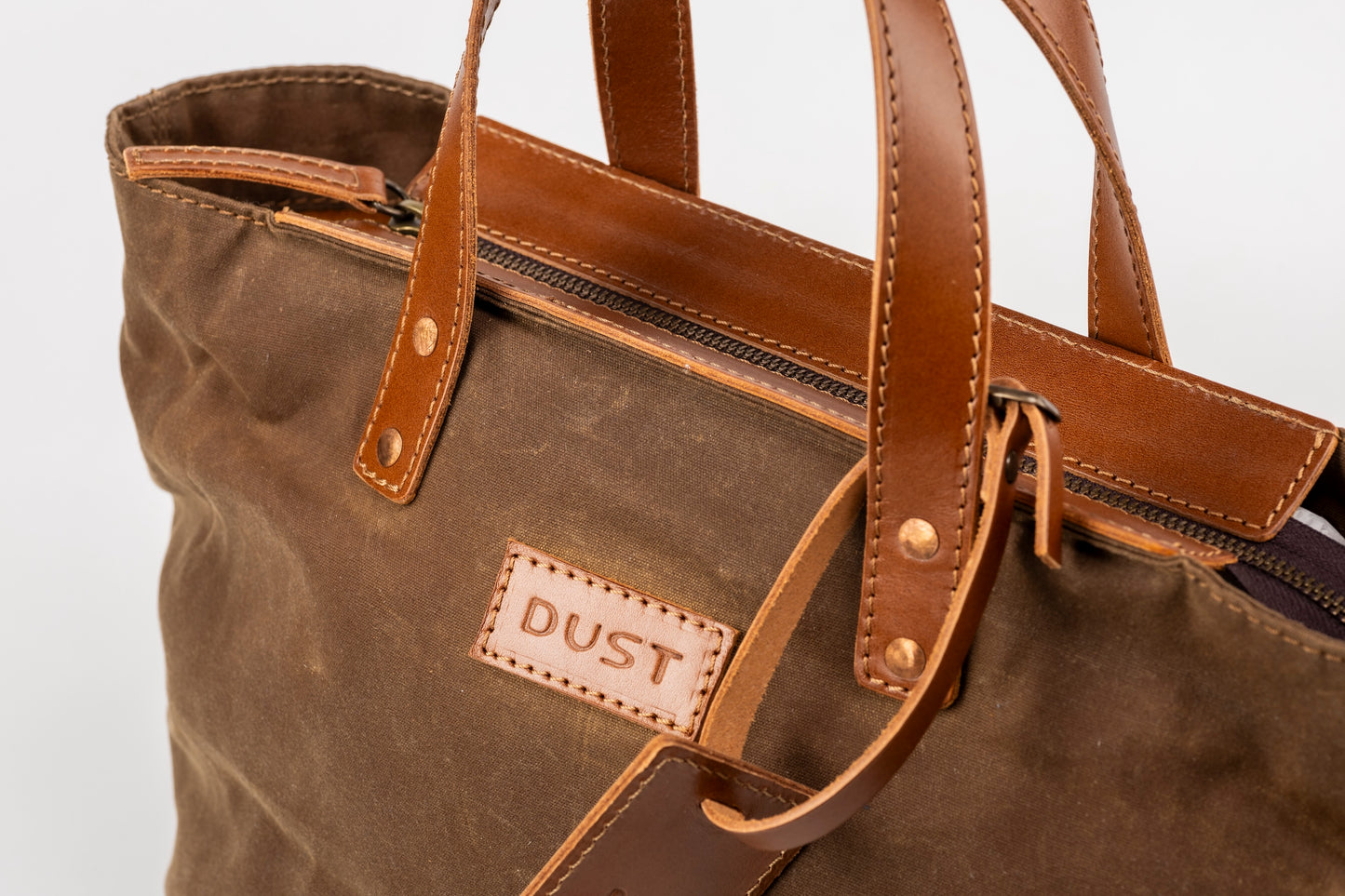 Borsa in pelle in cotone cerato realizzata negli Stati Uniti, marrone
