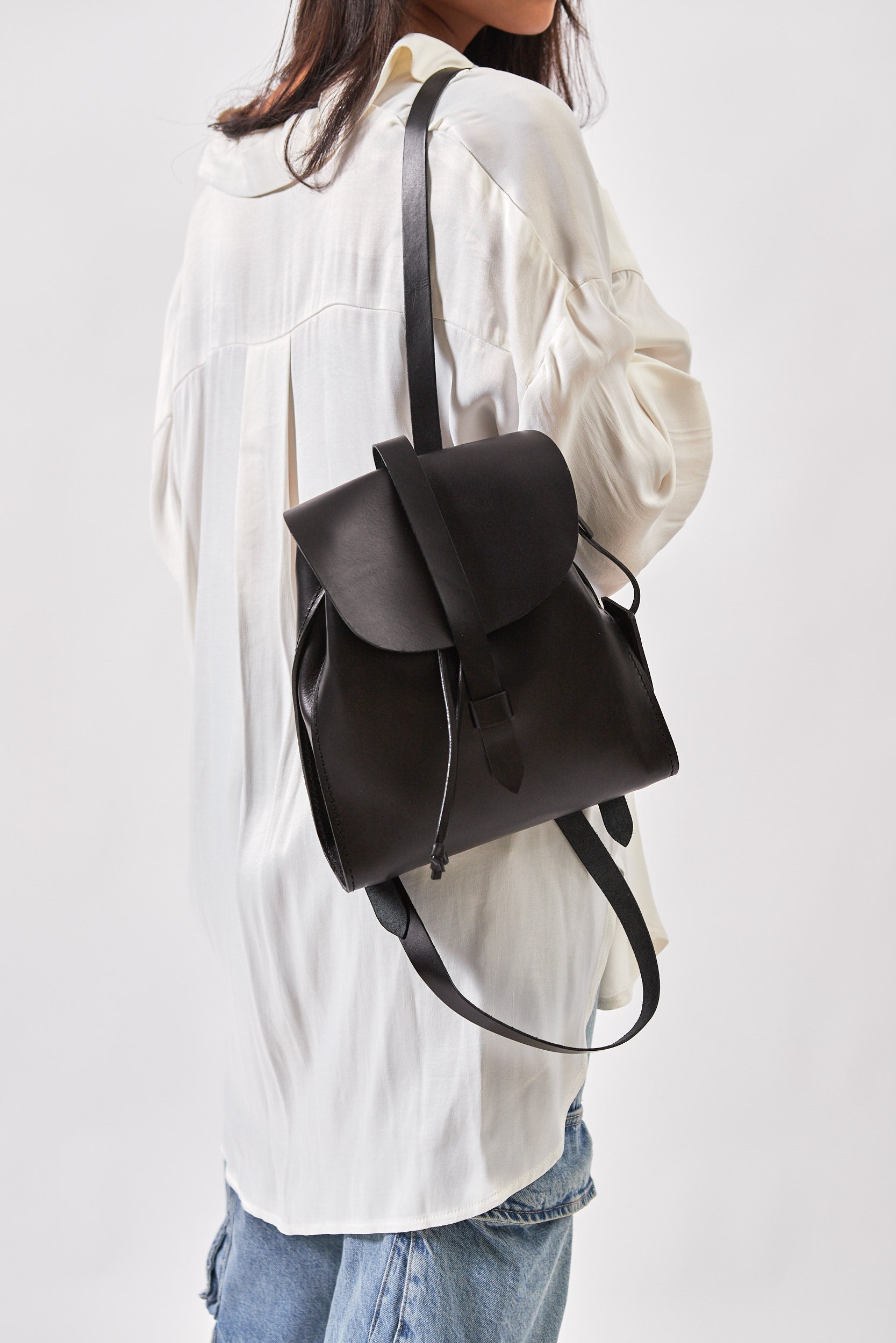asos mini leather backpack Leather Backpack in Cuoio Black Mod 130 – The Dust Company