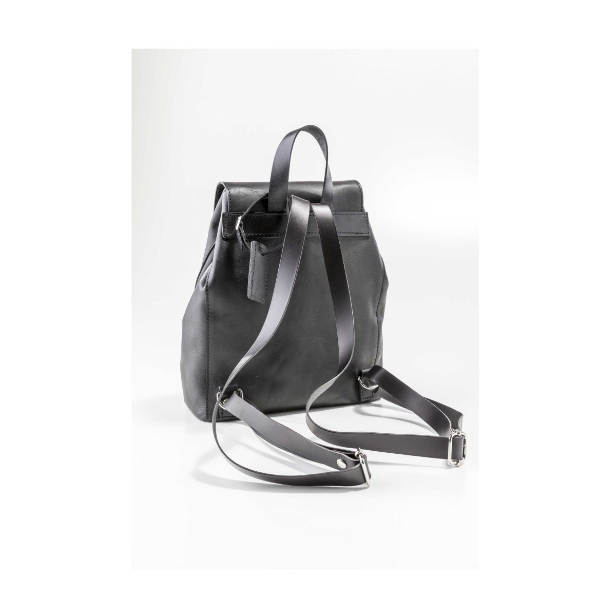 Mod 261 Black - Vegetable-Tanned Leather Backpack
