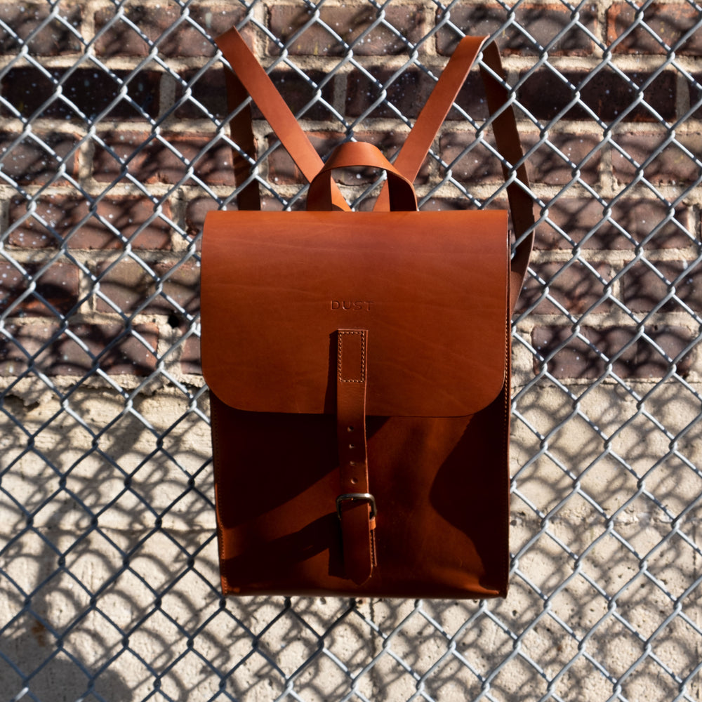 
                      
                        Leather Backpack in Cuoio Brown Mod 120
                      
                    