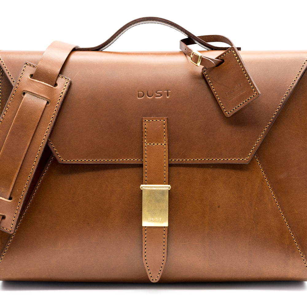 
                      
                        Leather Briefcase in Cuoio Brown Mod 206
                      
                    