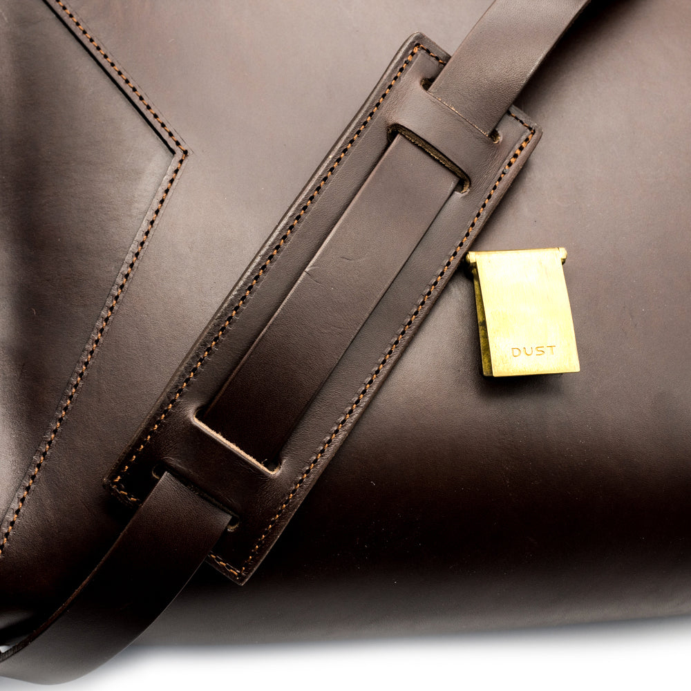 
                      
                        Leather Briefcase in Cuoio Dark Brown Mod 206
                      
                    