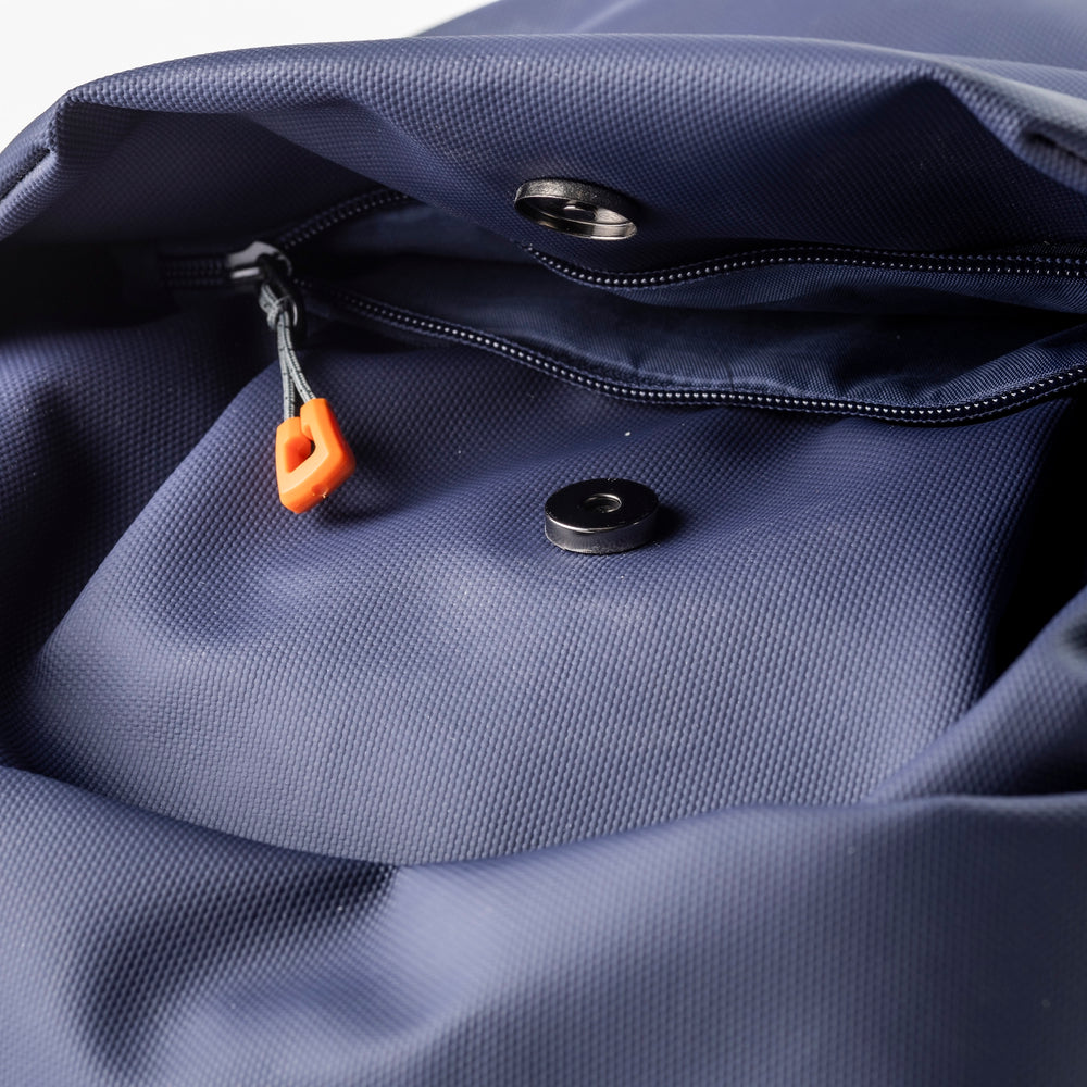 
                      
                        Technical Backpack – THE DUST COMPANY
                      
                    