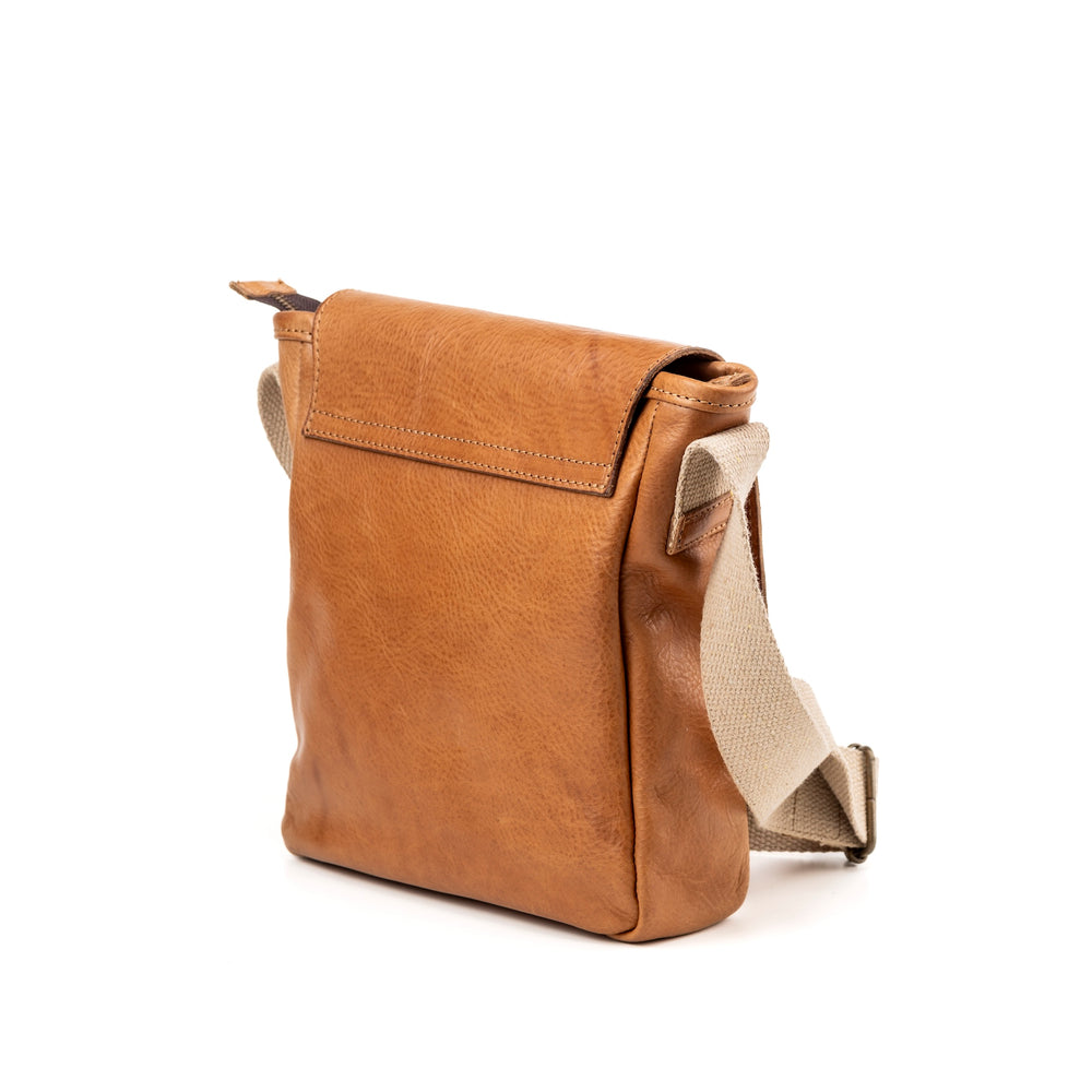 
                      
                        Leather Messenger Light Brown Park Avenue Collection
                      
                    