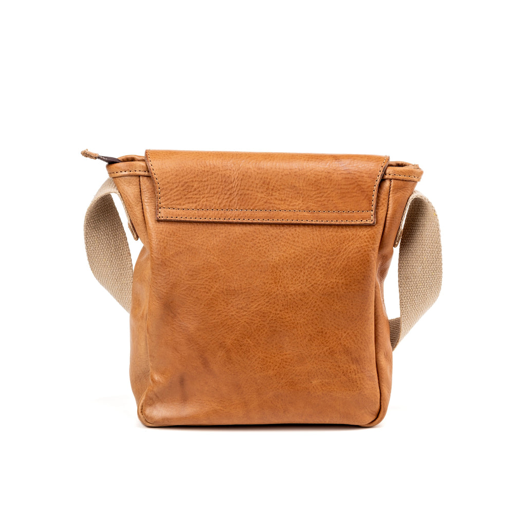 
                      
                        Leather Messenger Light Brown Park Avenue Collection
                      
                    