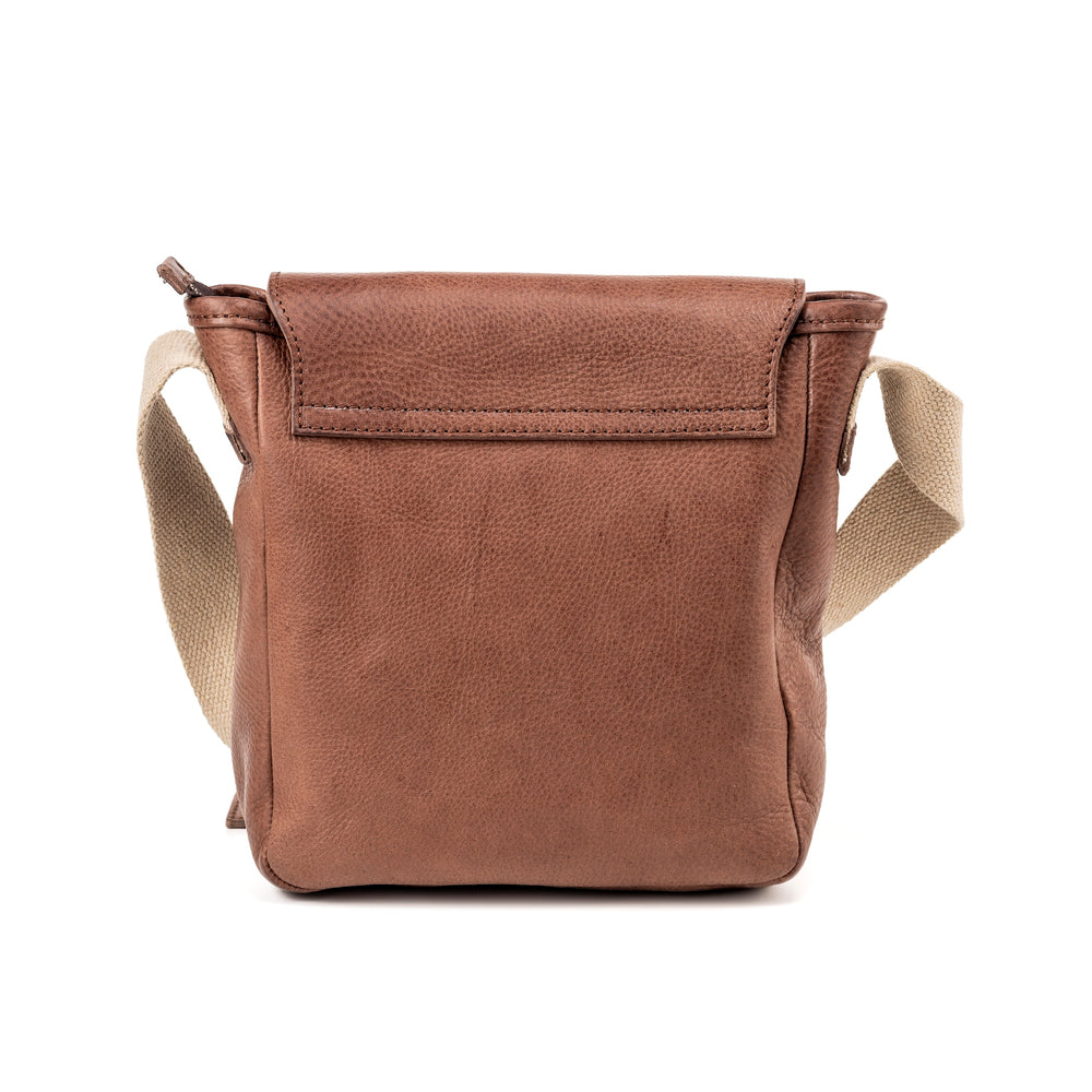 
                      
                        Leather Messenger Tobacco Park Avenue Collection
                      
                    