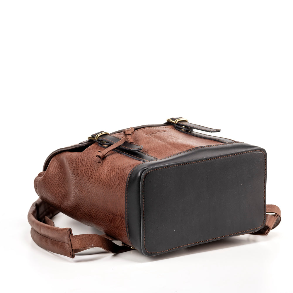 
                      
                        Leather Backpack Tobacco Laurel Canyon Collection
                      
                    