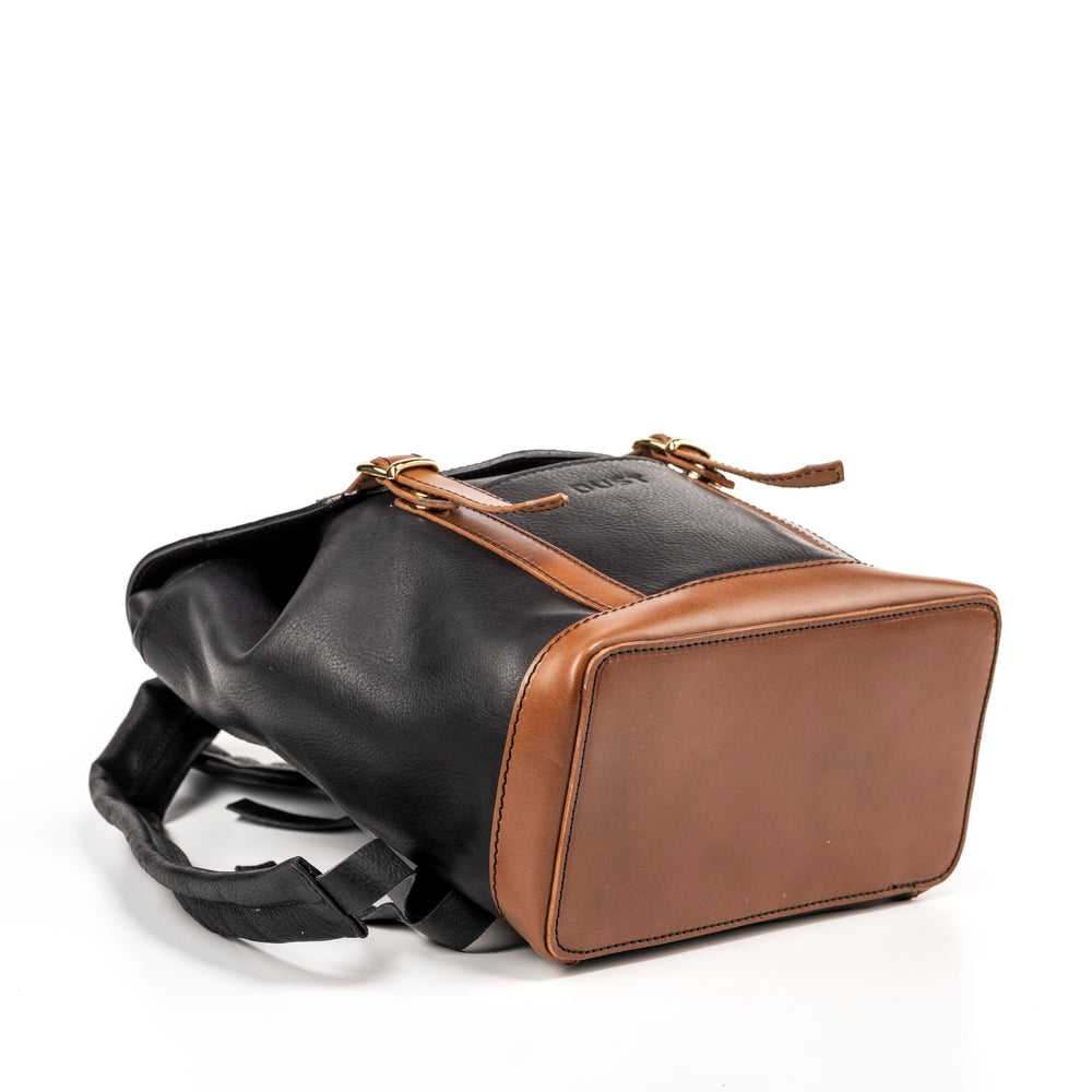 
                      
                        Leather Backpack Black Laurel Canyon Collection
                      
                    