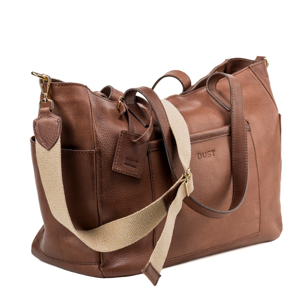 
                      
                        Leather Tote Tobacco Fifth Avenue Collection
                      
                    