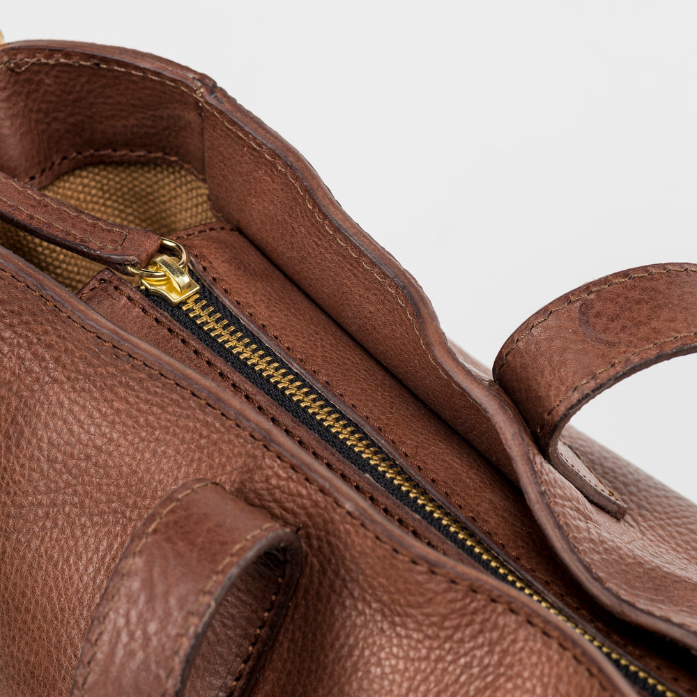 
                      
                        Leather Tote Tobacco Fifth Avenue Collection
                      
                    