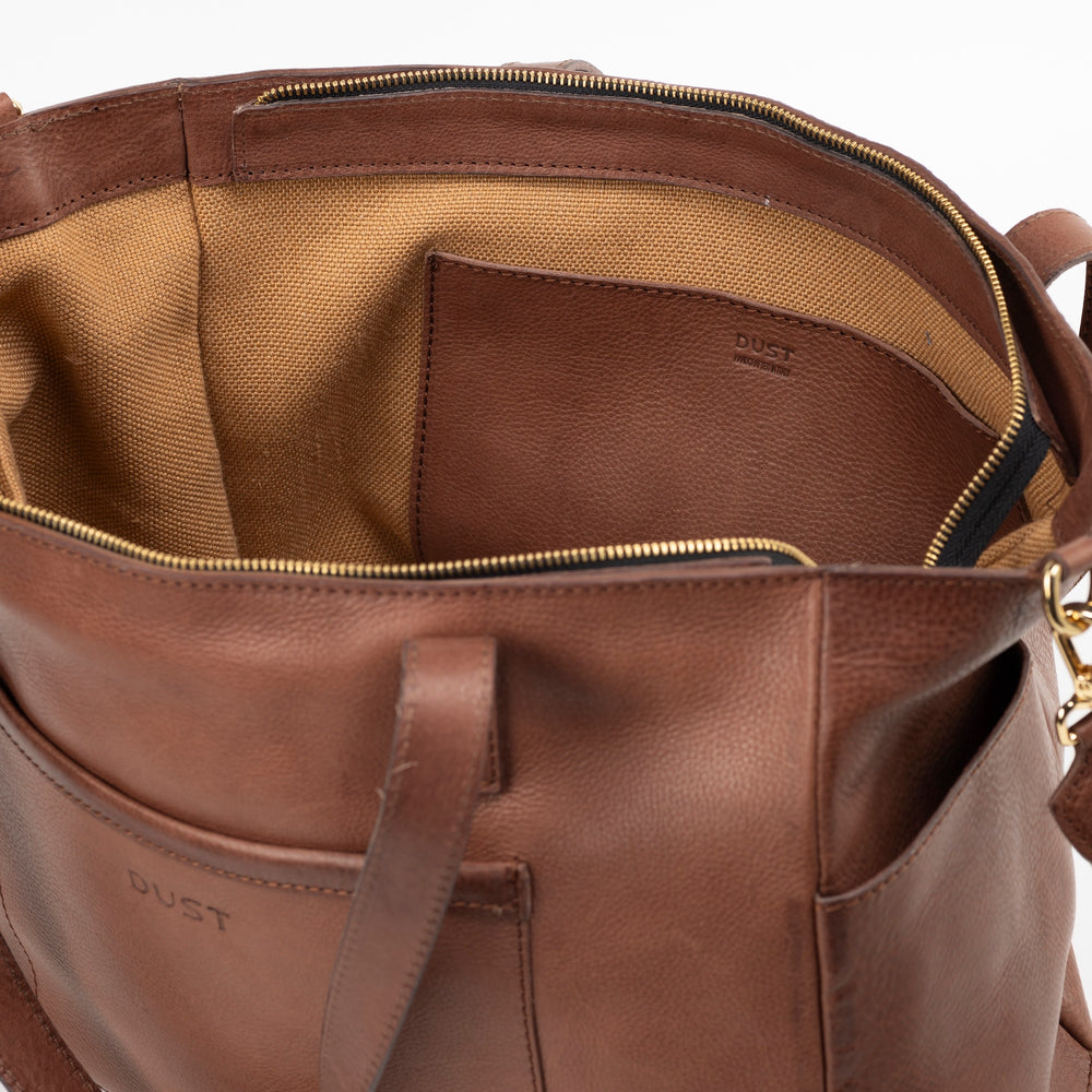 
                      
                        Leather Tote Tobacco Fifth Avenue Collection
                      
                    