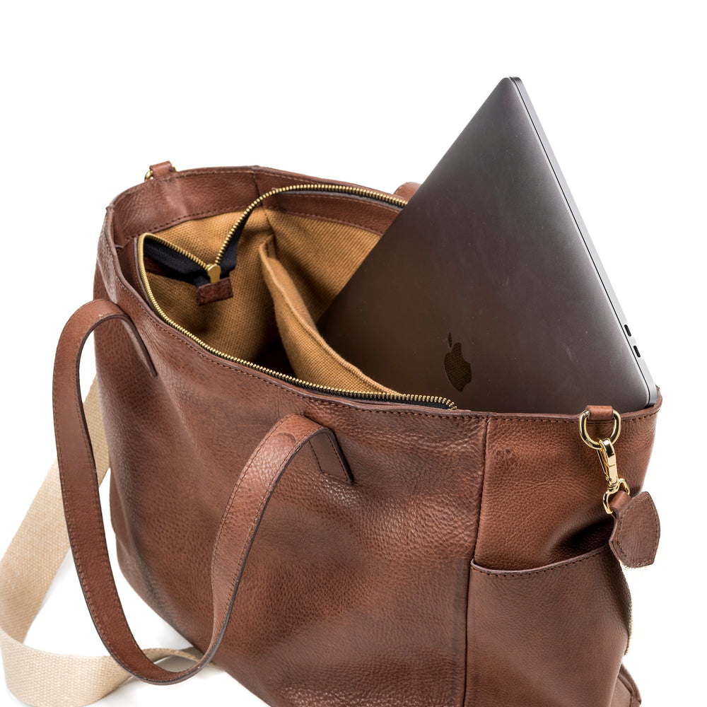 
                      
                        Leather Tote Tobacco Fifth Avenue Collection
                      
                    