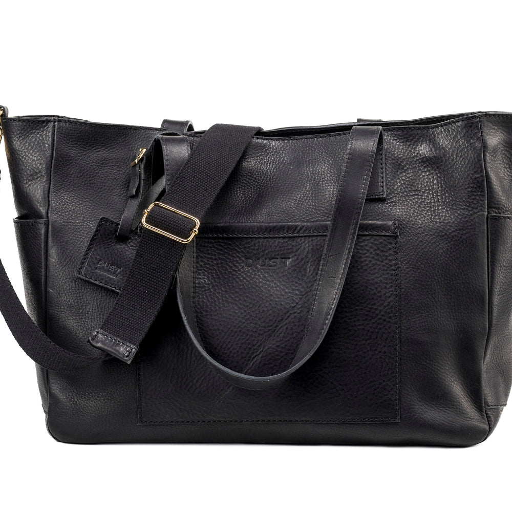 
                      
                        Leather Tote Black Fifth Avenue Collection
                      
                    