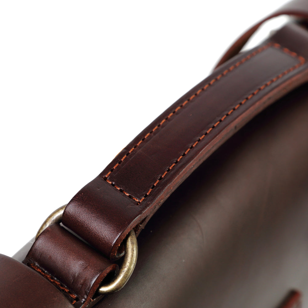 
                      
                        Leather Briefcase in Cuoio Dark Brown Mod 119
                      
                    