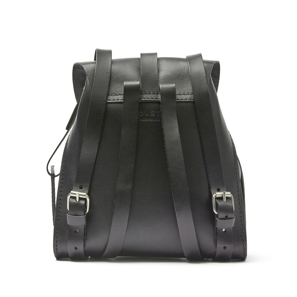 
                      
                        Leather Backpack in Cuoio Black Mod 130
                      
                    