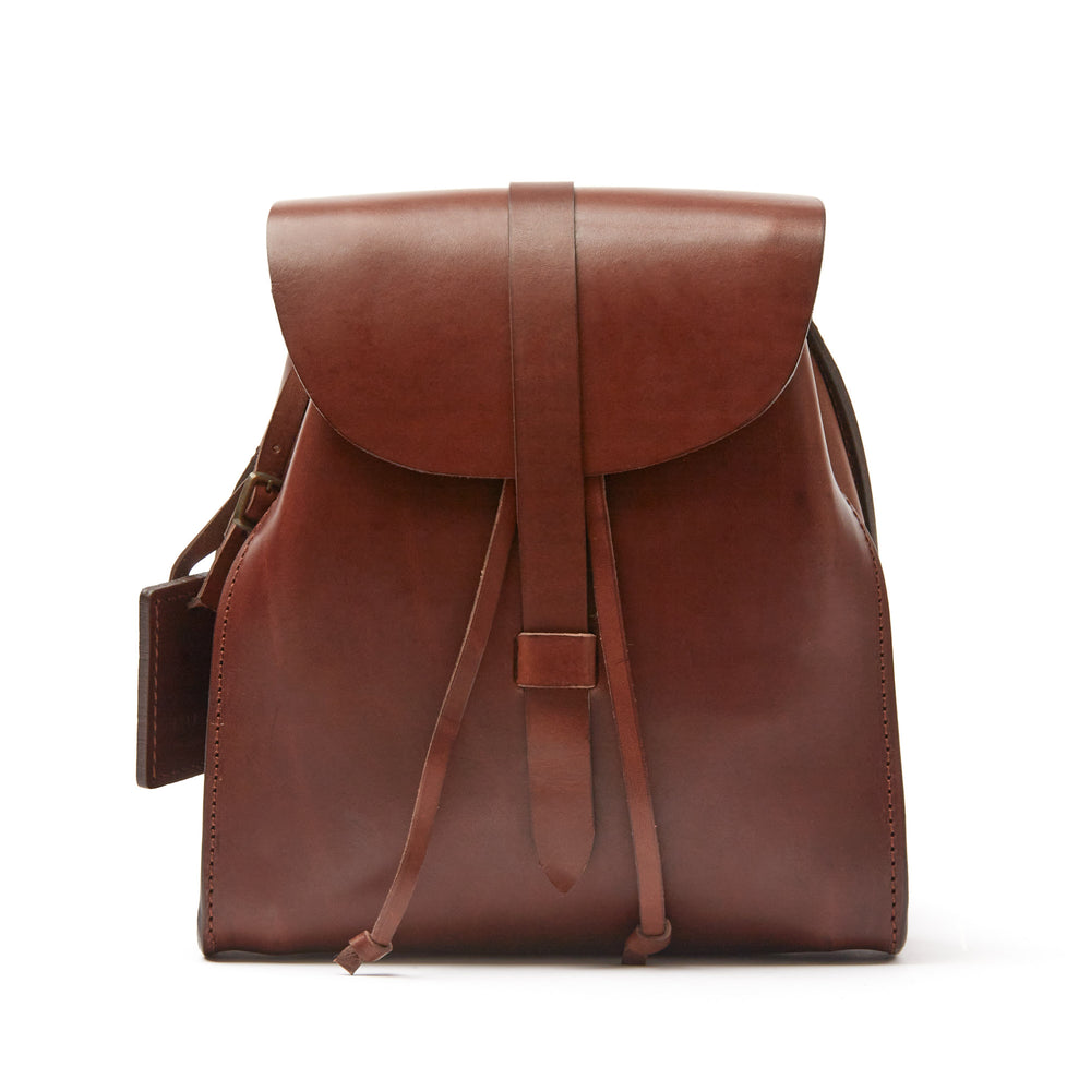 
                      
                        Leather Backpack in Cuoio Dark Brown Mod 130
                      
                    