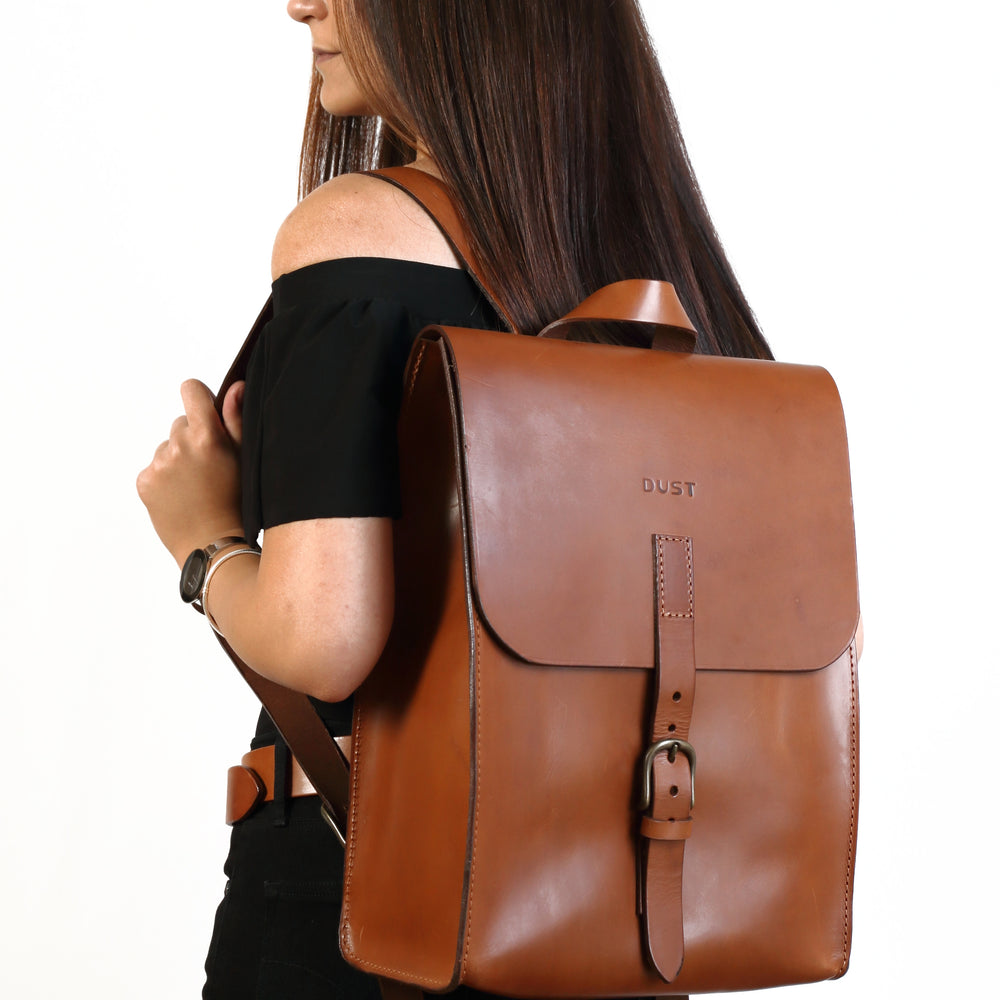 
                      
                        Leather Backpack in Cuoio Brown Mod 120
                      
                    