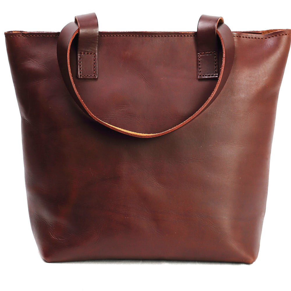 
                      
                        Leather Tote in Cuoio Dark Brown Mod 147
                      
                    