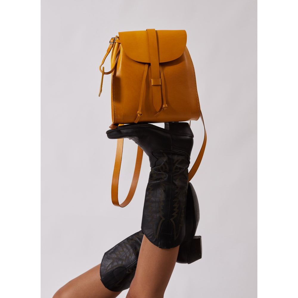 Leather Backpack in Cuoio Yellow Mod 130