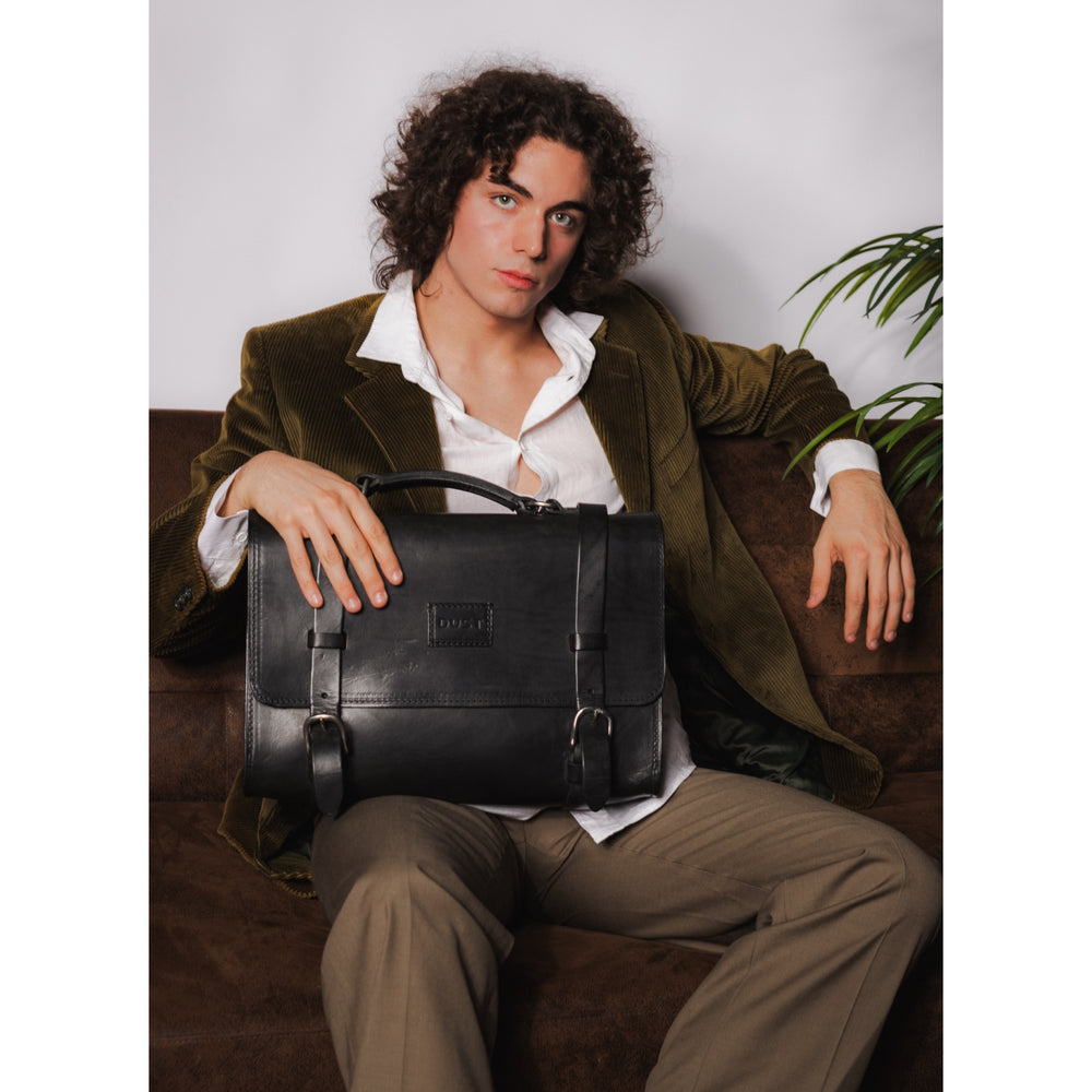 Leather Briefcase in Cuoio Black Mod 119