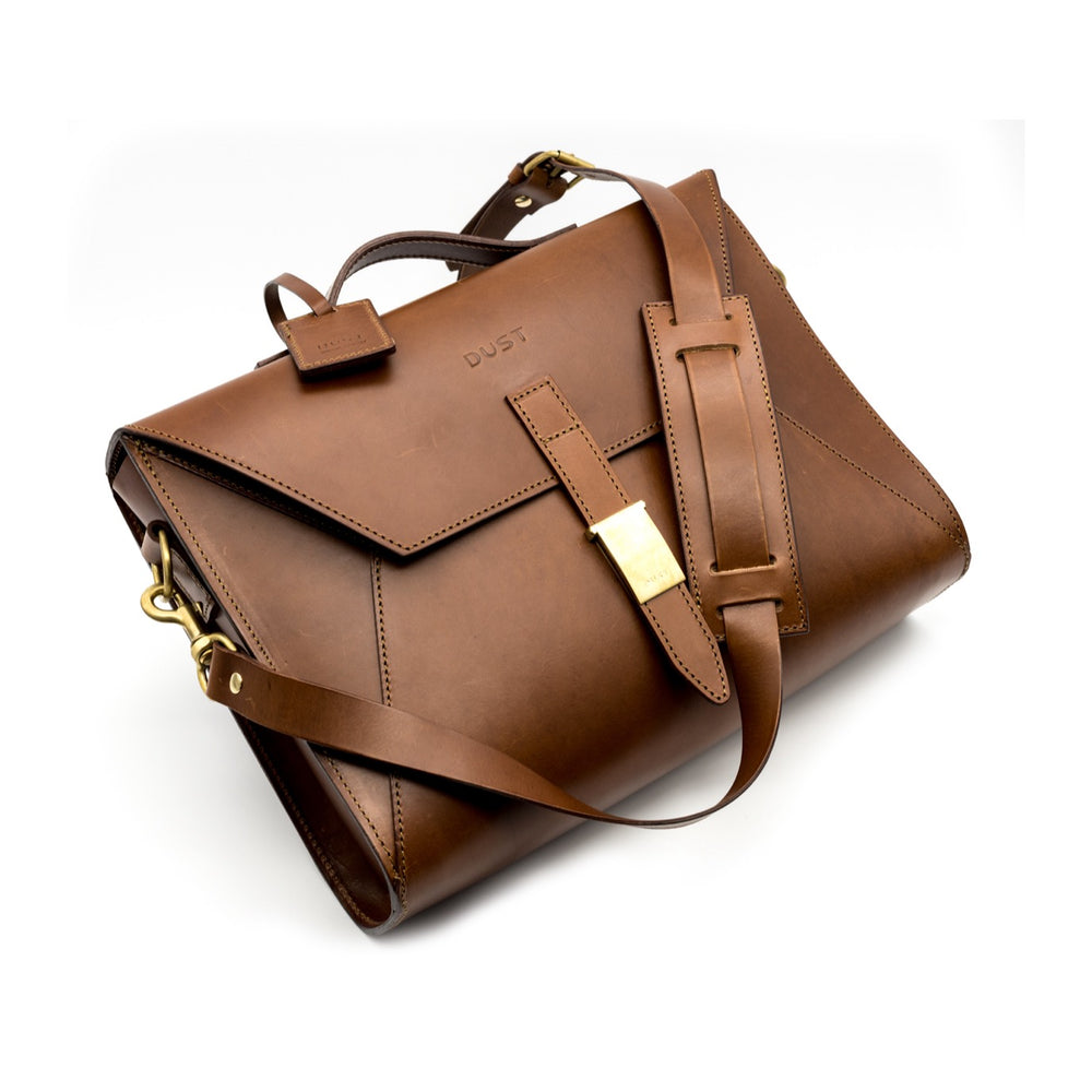 
                      
                        Leather Briefcase in Cuoio Brown Mod 206
                      
                    