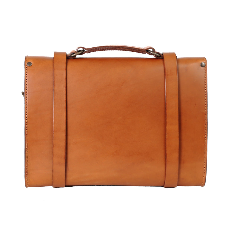 
                      
                        Leather Briefcase in Cuoio Brown Mod 119
                      
                    