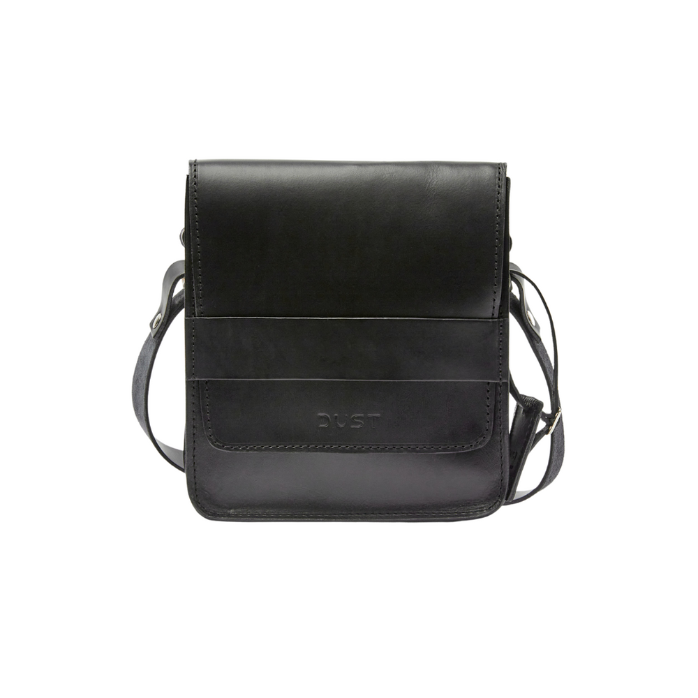 Leather Messenger in Cuoio Black Mod 114