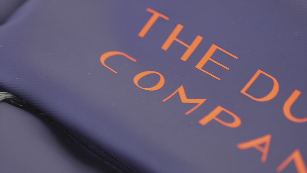 
                      
                        Charger et lire la vidéo dans la visionneuse de la galerie, Technical Backpack – THE DUST COMPANY
                      
                    